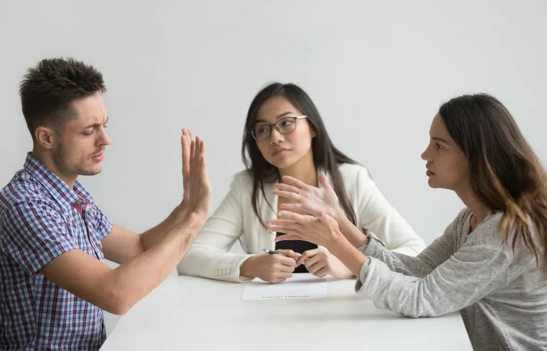 Image of couple arguing in family mediation Durham